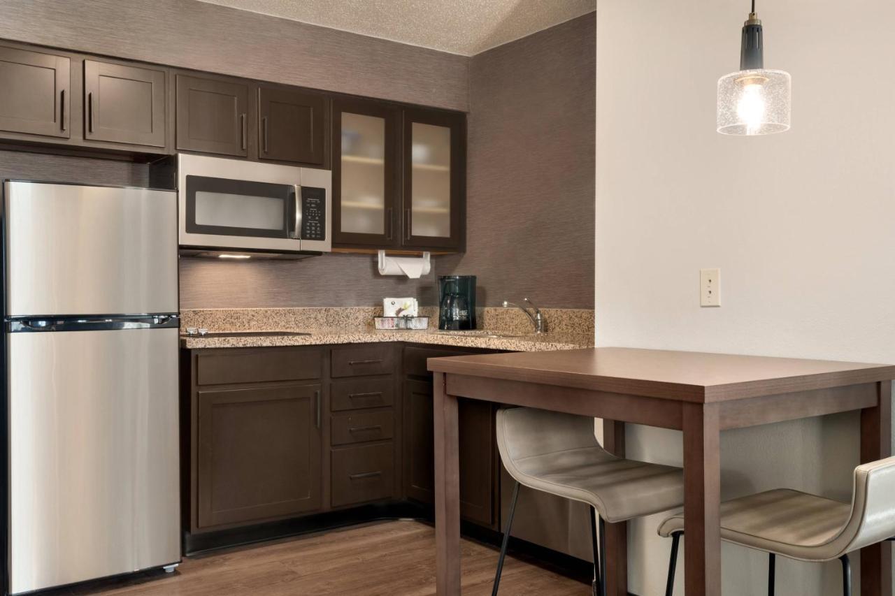 Residence Inn By Marriott West Springfield Εξωτερικό φωτογραφία
