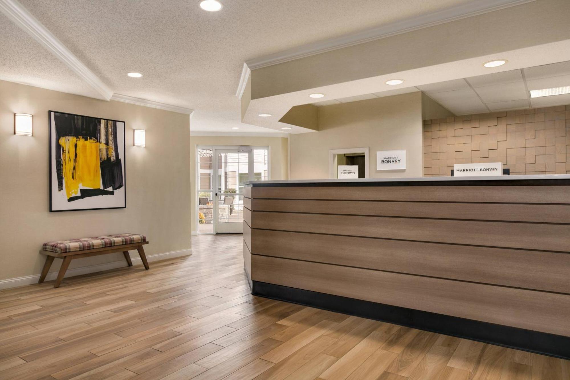 Residence Inn By Marriott West Springfield Εξωτερικό φωτογραφία