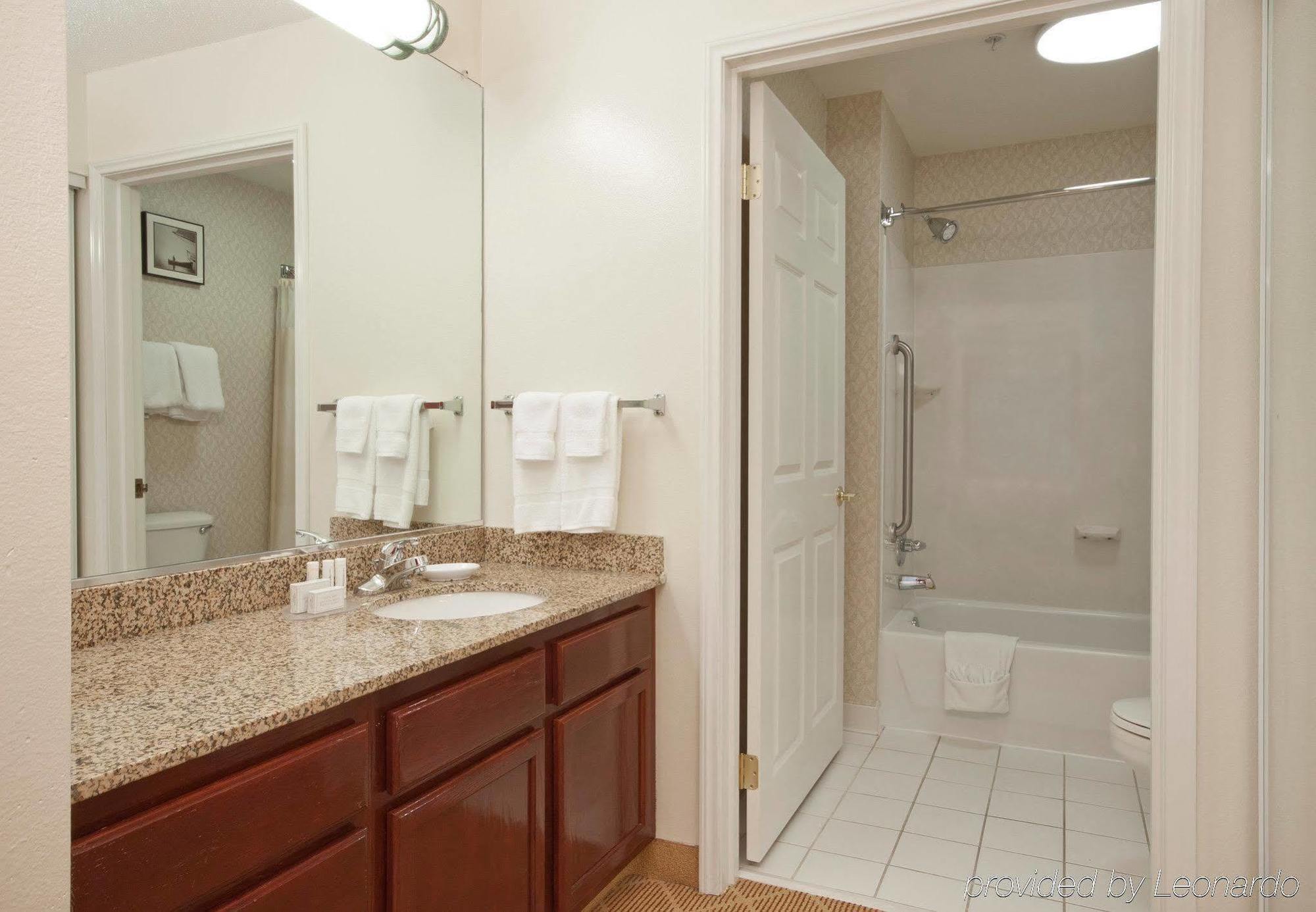Residence Inn By Marriott West Springfield Εξωτερικό φωτογραφία