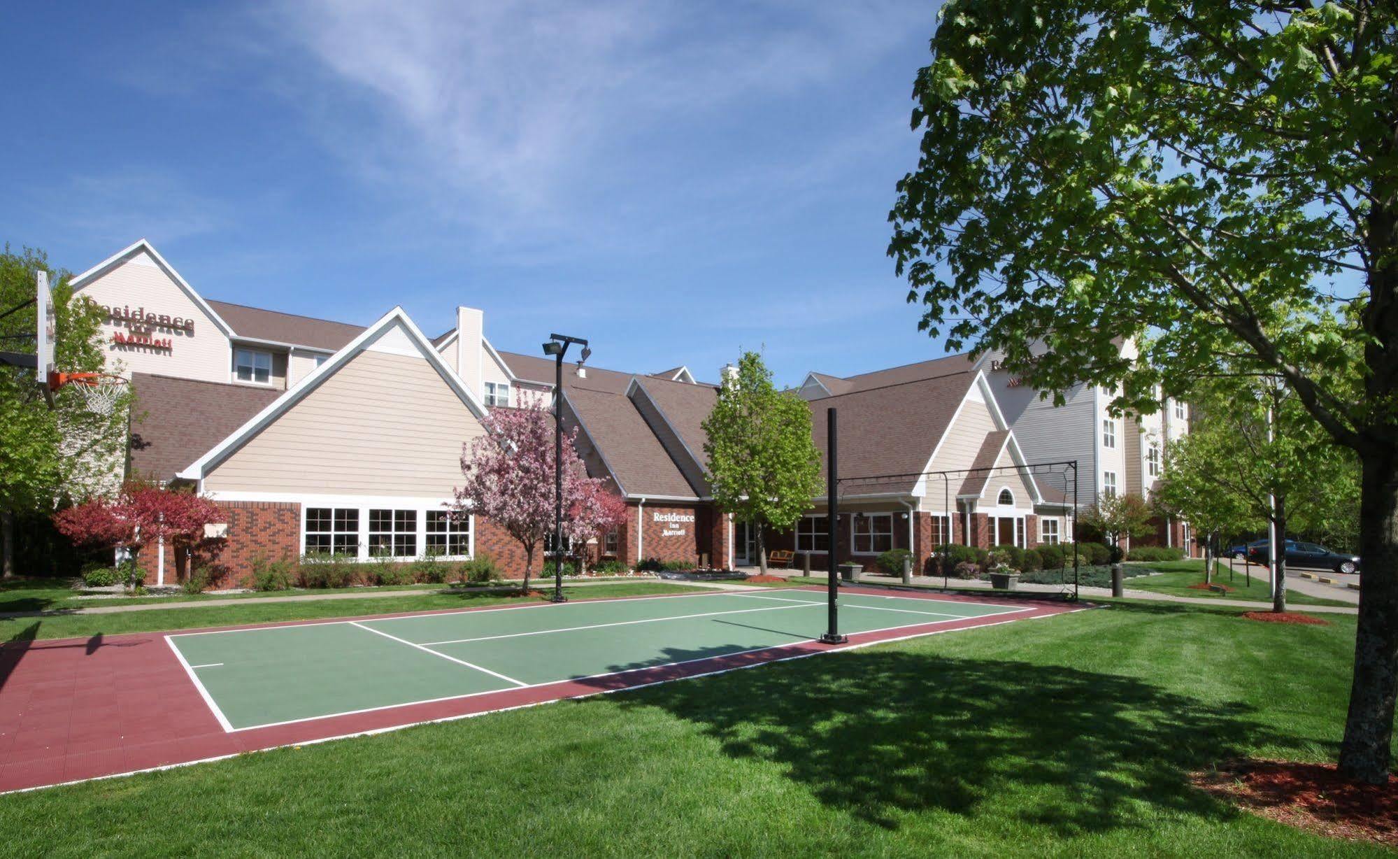 Residence Inn By Marriott West Springfield Εξωτερικό φωτογραφία