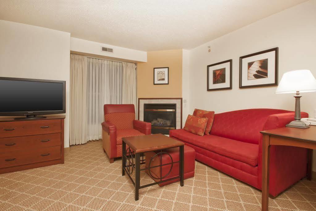 Residence Inn By Marriott West Springfield Εξωτερικό φωτογραφία